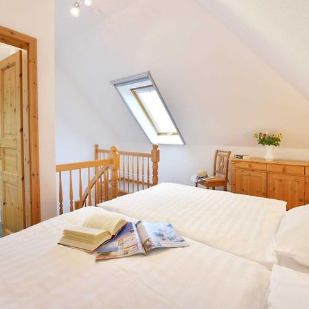 Stoertebeker Appartements - "Stoertebeker Pferdehof" Ralswiek Δωμάτιο φωτογραφία